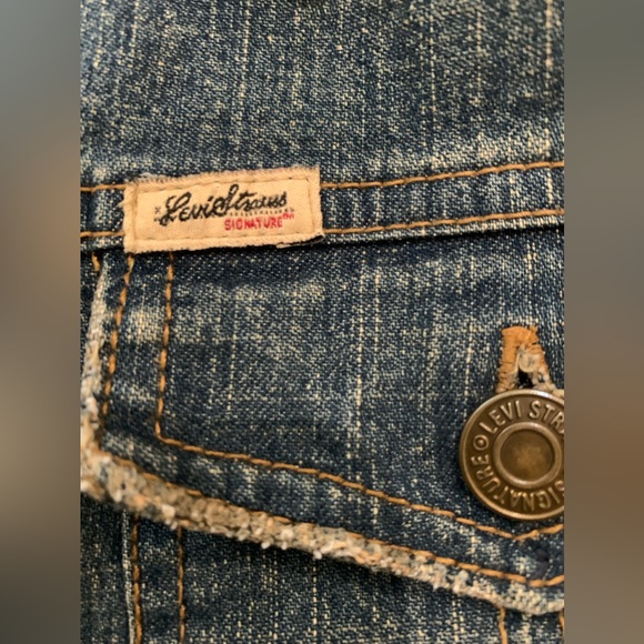 Levi’s denim jacket - long - size large - Picture 4 of 9